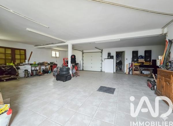 Maison à vendre 5 pièces 140 m² Saint-Étienne-de-Tulmont