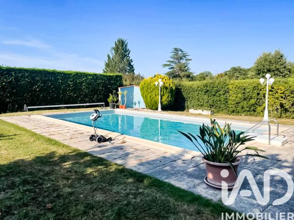 Maison à vendre 5 pièces 140 m² Saint-Étienne-de-Tulmont