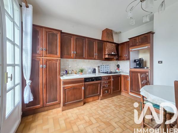 Maison à vendre 5 pièces 140 m² Saint-Étienne-de-Tulmont