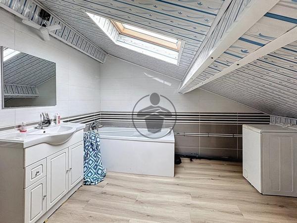 Vente Immeuble 213 m2 à Saint-Quentin