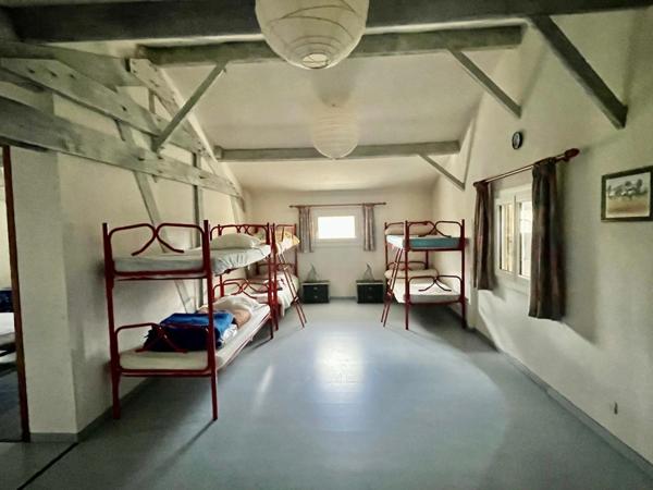 MIRANDE(32)et MIELAN proche: PROPRIETE 3.3HA, isolée, calme, position dominante, VUE, sans travaux, chevaux et famille bienvenus....