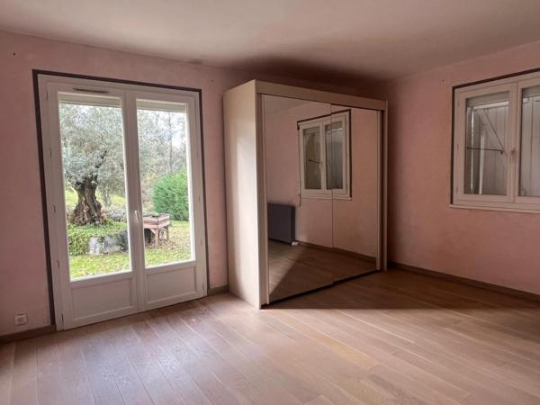 MIRANDE(32)et MIELAN proche: PROPRIETE 3.3HA, isolée, calme, position dominante, VUE, sans travaux, chevaux et famille bienvenus....