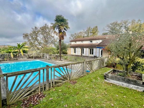 MIRANDE(32)et MIELAN proche: PROPRIETE 3.3HA, isolée, calme, position dominante, VUE, sans travaux, chevaux et famille bienvenus....