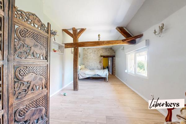 Maison 120 m² à Auxonne – Volumes, stationnement et potentiel d’aménagement