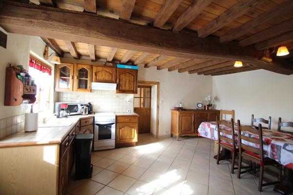 Chalmoux (71140) Longère à vendre à la campagne