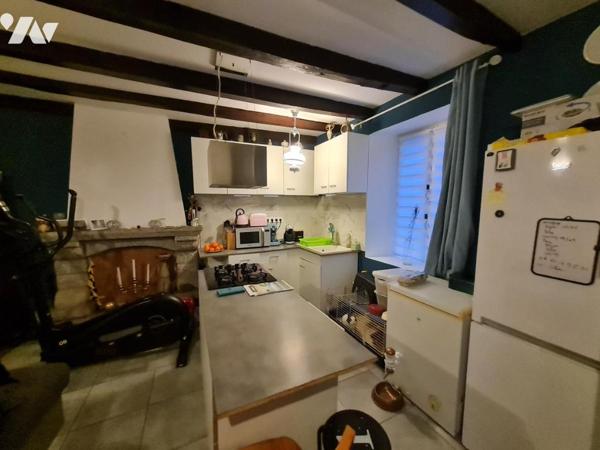 À Vendre à Rohan Maison de bourg semi-miotyenne située à pied des commodités