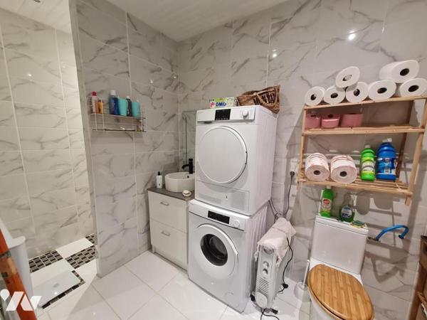 À Vendre à Rohan Maison de bourg semi-miotyenne située à pied des commodités