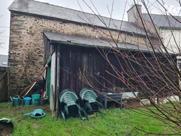 À Vendre à Rohan Maison de bourg semi-miotyenne située à pied des commodités
