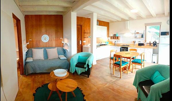 Maison bois ouverte sur la vallée,  au calme