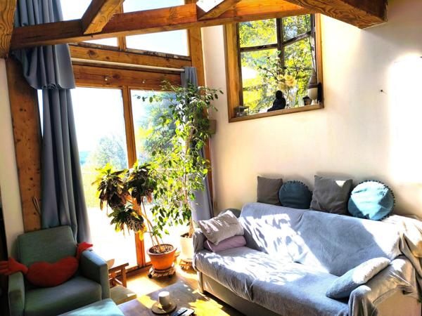 Maison bois ouverte sur la vallée,  au calme