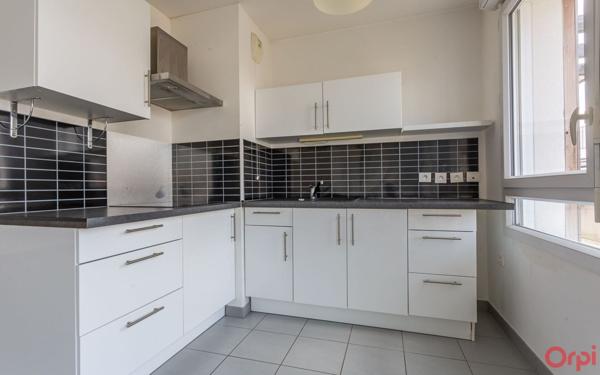 Appartement à vendre    2 pièces • 48,88 m2 Sainte-Geneviève-des-Bois