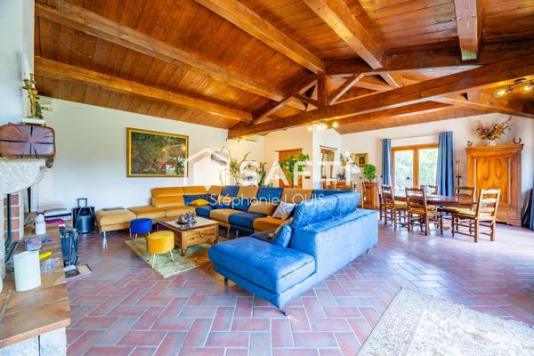 Au calme vue dégagée - Piscine intérieure - Double garage