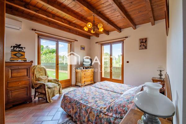 Au calme vue dégagée - Piscine intérieure - Double garage