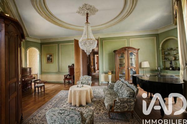 Maison à vendre 18 pièces 890 m² Mouthiers-sur-Boëme