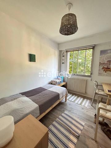 Appartement
         2 pièces
        - 46 m² 349 000 € *