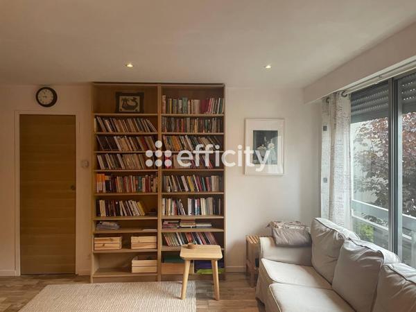 Appartement
         2 pièces
        - 46 m² 349 000 € *