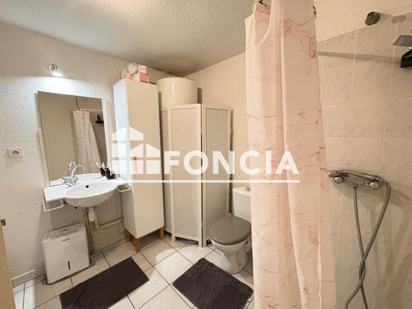Location Studio meublé 32.87 m² - Nimes 30900