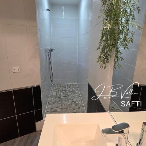 Charmante maison de ville refaite à neuf