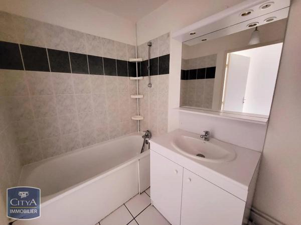 Appartement à louer 3 pièces 65.24m² Gaillon (27600)