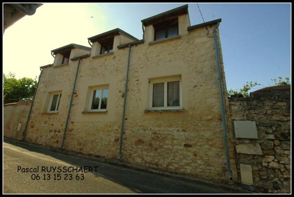 Dpt Seine-et-Marne (77) Secteur Sud Provins, Maison Briarde Type 5/6 110 m2 terrain 370 m2