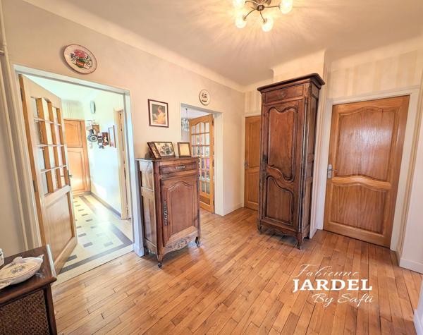 MAISON SPACIEUSE A PROXIMITE DES COMMODITES
