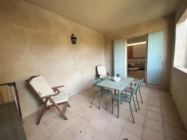 Golf Pont Royal Grand T2 avec parking terrasse et piscine