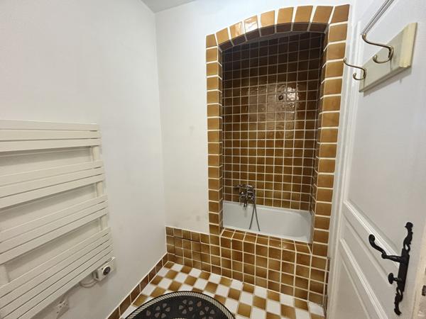 Golf Pont Royal Grand T2 avec parking terrasse et piscine