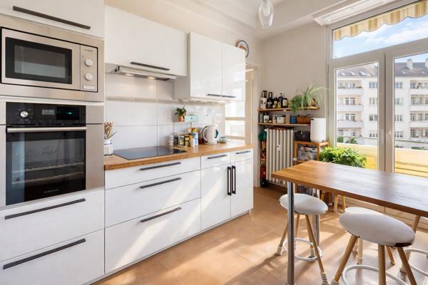 APPARTEMENT QUARTIER DES IV