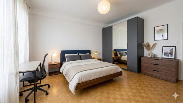 APPARTEMENT QUARTIER DES IV