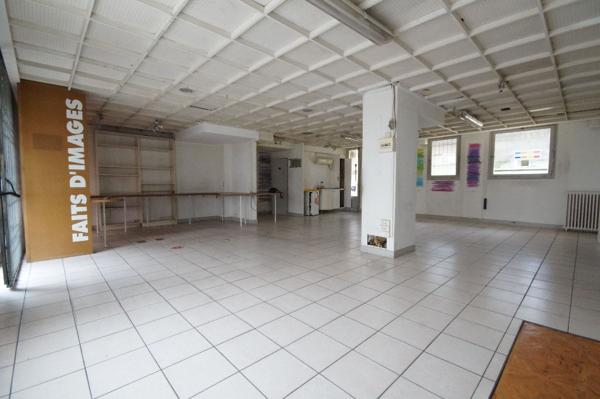 COMMERCIAL CLICHY - 80.15 m2 , Clichy COMMERCIAL CLICHY - 80.15 m2 , Clichy