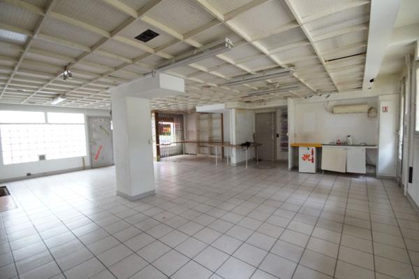 COMMERCIAL CLICHY - 80.15 m2 , Clichy COMMERCIAL CLICHY - 80.15 m2 , Clichy
