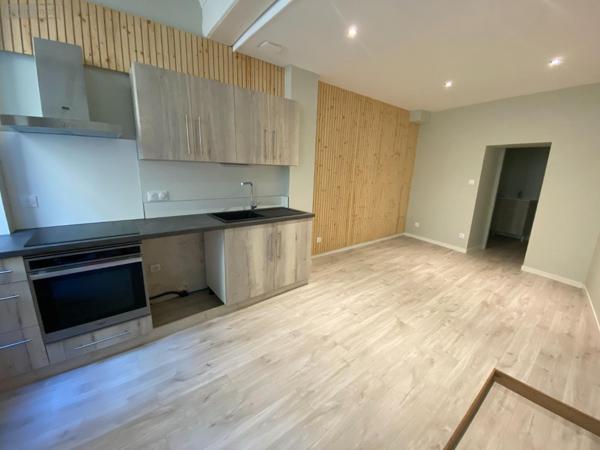 Appartement à louer à Cluny en Saône-et-Loire (71250), ref : l800234731