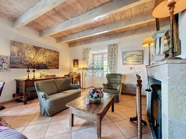 maison à vendre 7 pièces FREYSSENET (07) - Superficie hab 153 m2 - Terrain 2309 m2