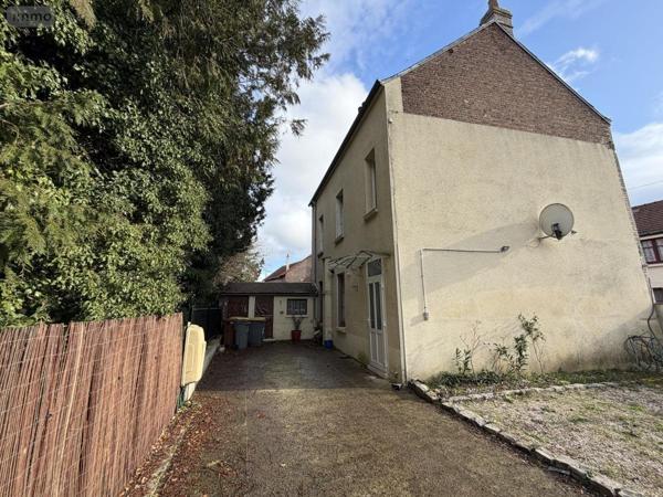 Maison à vendre à Laon dans l'Aisne (02000), ref : 02003-781