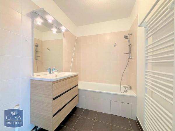 Appartement à louer 3 pièces 60.2m²