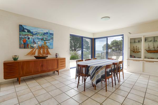 A vendre – Propriété d’exception en première ligne à Saint-Philibert, avec vue mer imprenable et plage à pied