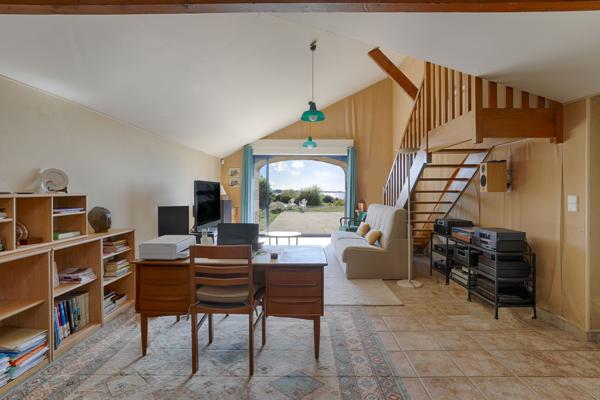 A vendre – Propriété d’exception en première ligne à Saint-Philibert, avec vue mer imprenable et plage à pied