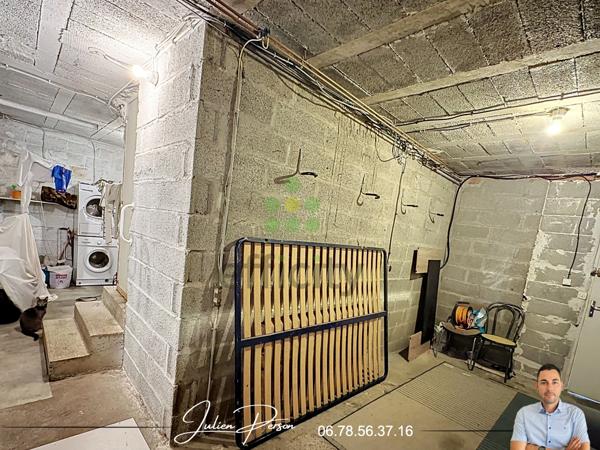 Maison
         7 pièces
        - 110 m² Exclusivité 184 000 € *