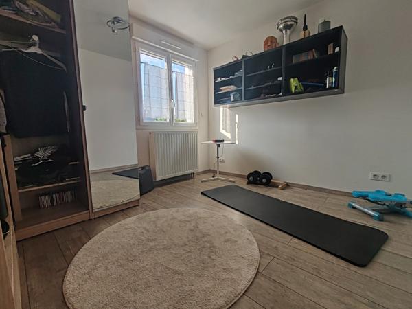 À VENDRE Maison familiale ossature bois à Montlouis-sur-Loire - 5 pièces, 3 chambres