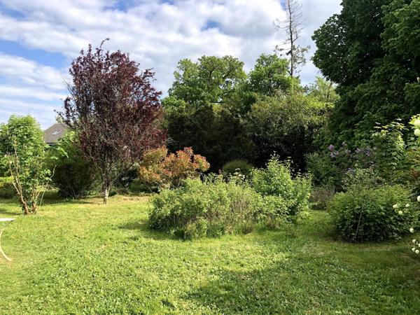 Grande maison de style proche anglo normand