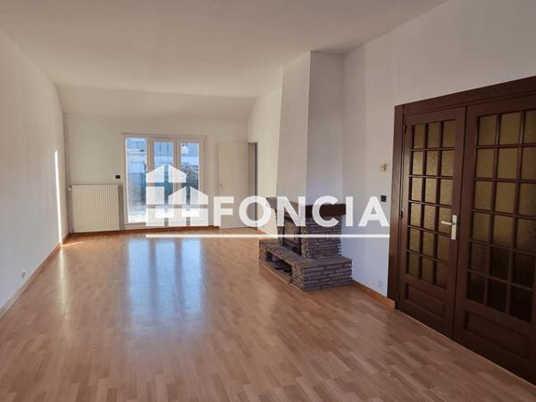 Location Maison 5 pièces 121 m² - 16 RUE ALAIN RENE LESAGE Orleans La Source 45100