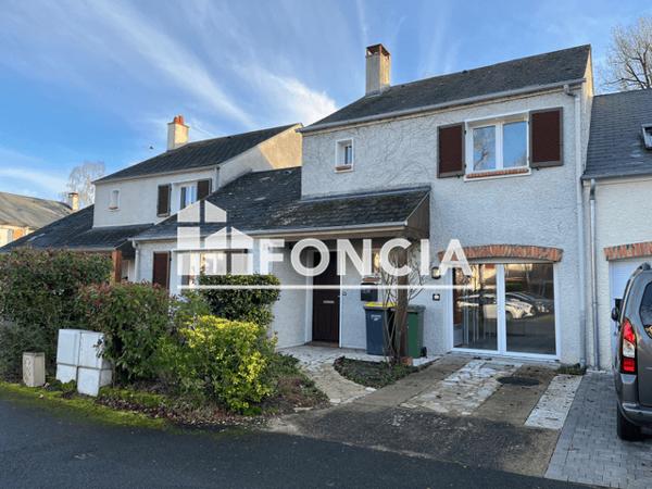 Location Maison 5 pièces 121 m² - 16 RUE ALAIN RENE LESAGE Orleans La Source 45100
