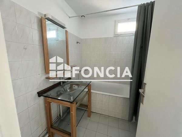 Location Maison 5 pièces 121 m² - 16 RUE ALAIN RENE LESAGE Orleans La Source 45100