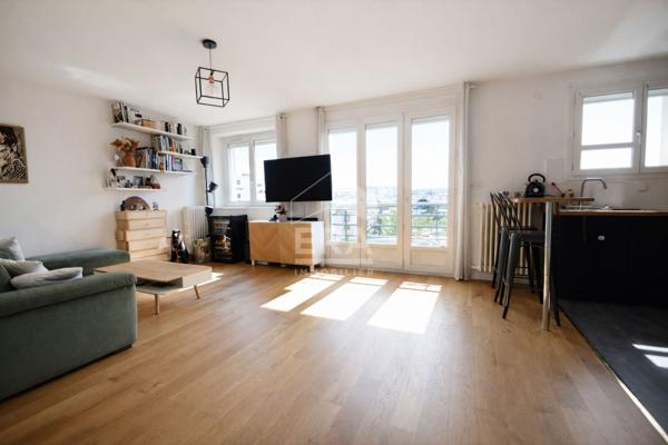 Appartement 3 pièces- DERNIER ETAGE - CALME - LUMINEUX