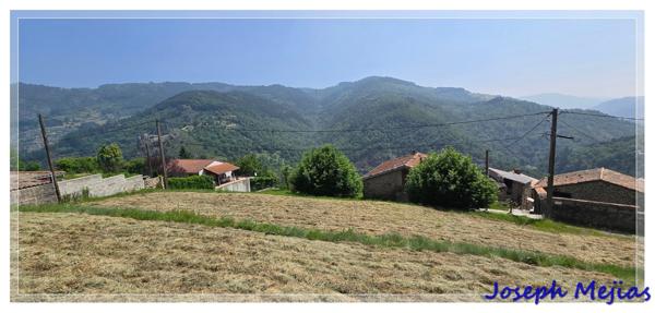 Jaunac (07160) À vendre – Terrain de 6 504 m² à Jaunac (07) – Vue imprenable, au calme, proche Le Cheylard