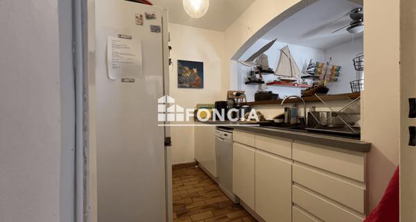À vendre Appartement 4 pièces 76.47 m² - Saint-cyr-sur-mer 83270