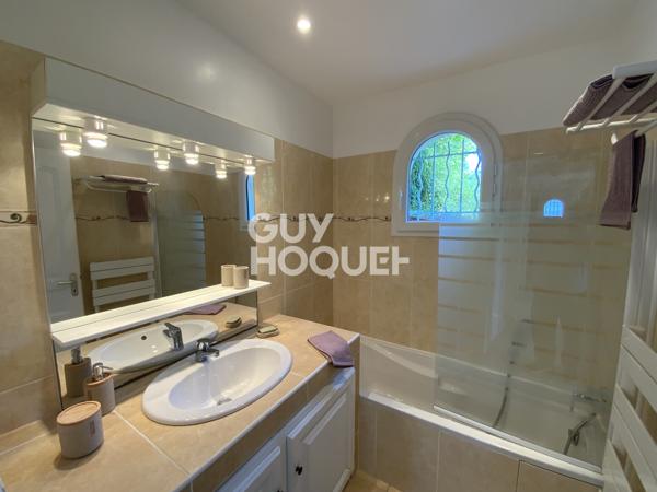 Appartement à vendre 4 pièces de 108 m²