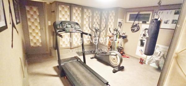 Maison à Ferrières-en-Gâtinais, 45210 - 8 pièces 180m²