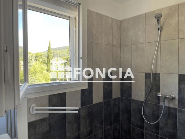 Location Appartement 3 pièces 62.02 m² - 181 AVENUE DU VERDUN Le Cannet Des Maures 83340