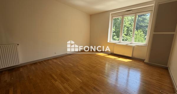 Location Appartement 3 pièces 85.2 m² - Villeurbanne 69100